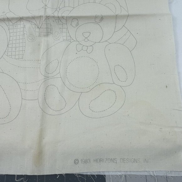 Vintage Prism Designs Horizons Family Portrait Padded Teddy Bears Sampler 11x14 - Picture 8 of 9